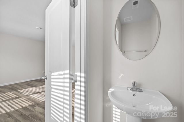 6205 Cutwater Circle, Charlotte, NC 28269