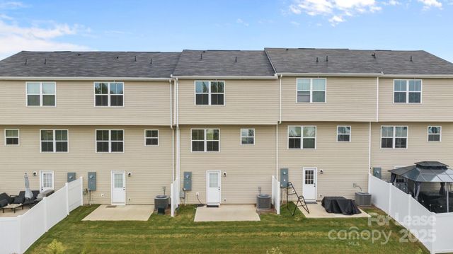 6205 Cutwater Circle, Charlotte, NC 28269