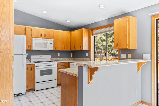 60586 Ridge Heights, Bend, OR 97702