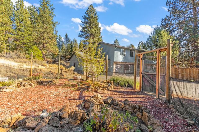 60586 Ridge Heights, Bend, OR 97702