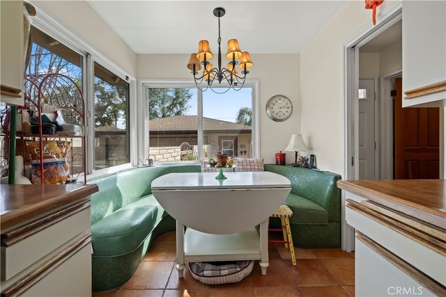 754 W 9th, Claremont, CA 91711