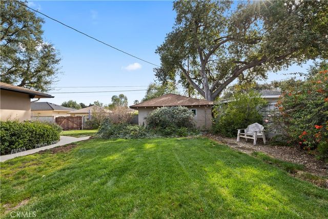 754 W 9th, Claremont, CA 91711