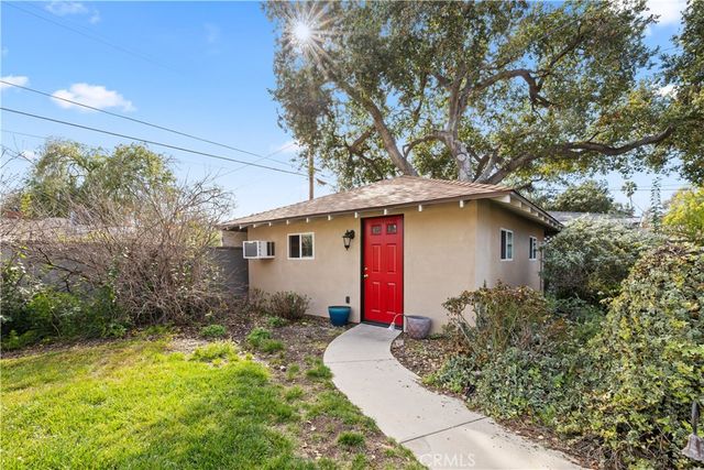 754 W 9th, Claremont, CA 91711