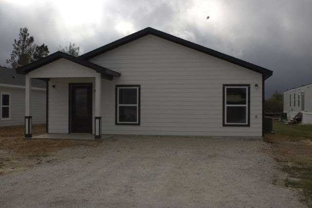 334 Road 5840, Cleveland, TX 77327