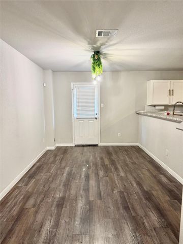 6317 Eastland Street, Houston, TX 77028