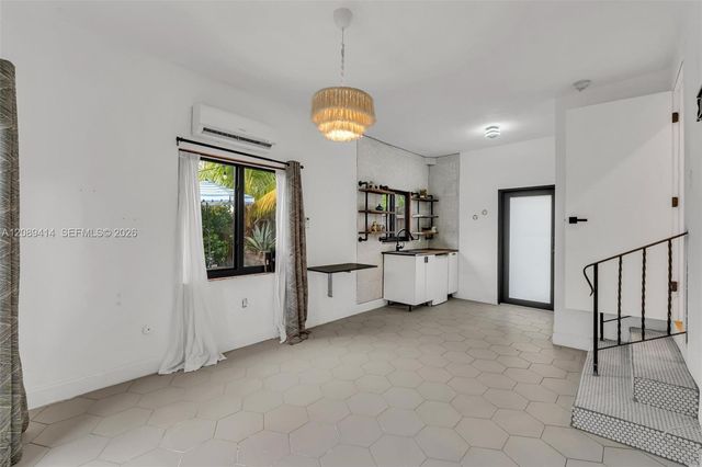 1224 N 26th Avenue, Hollywood, FL 33020