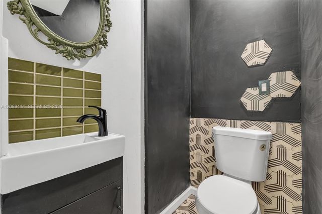 1224 N 26th Avenue, Hollywood, FL 33020