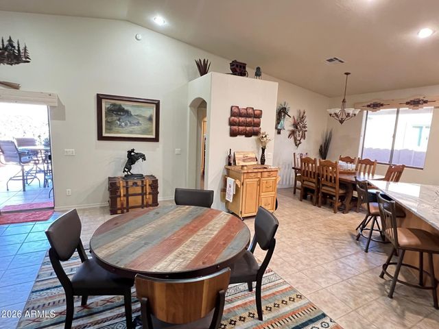 5802 E Montara Place, Mesa, AZ 85215