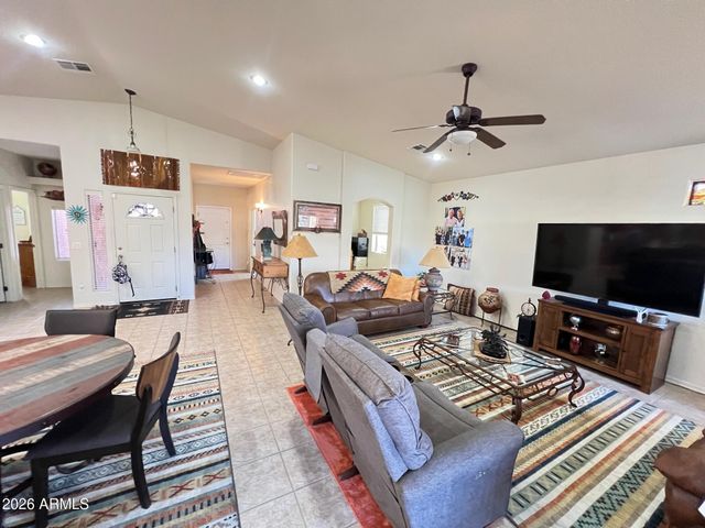 5802 E Montara Place, Mesa, AZ 85215