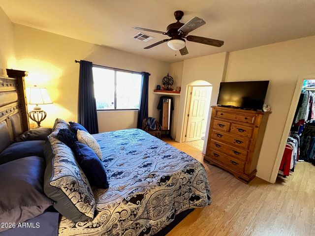 5802 E Montara Place, Mesa, AZ 85215