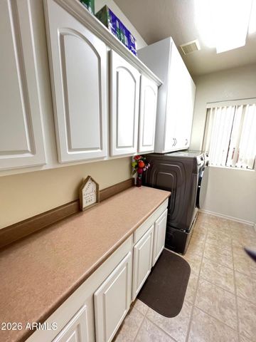 5802 E Montara Place, Mesa, AZ 85215