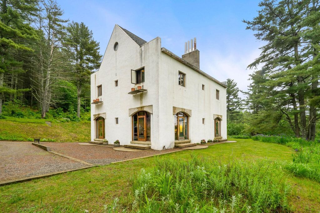 435 & 437 Avery Hill Road, Alton, NH 03809