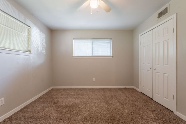 5905 Wheaton Drive, Fort Worth, TX 76133