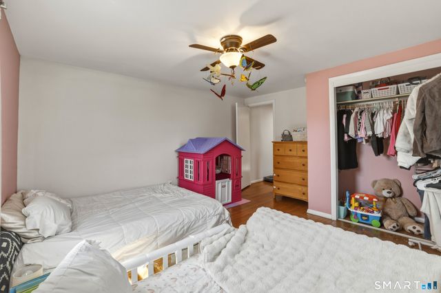 30 Lyndale Street, Manchester, CT 06040