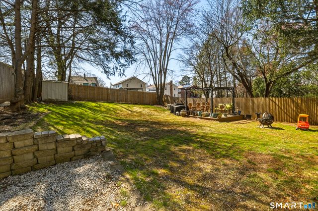 30 Lyndale Street, Manchester, CT 06040