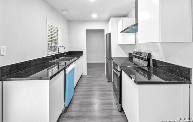 7630 Sage Oak St, Live Oak, TX 78233