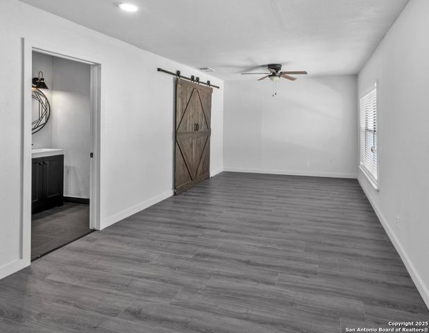 7630 Sage Oak St, Live Oak, TX 78233