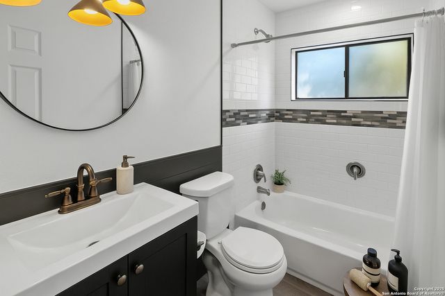 7630 Sage Oak St, Live Oak, TX 78233