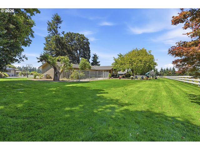26873 S BOLLAND Rd, Canby, OR 97013