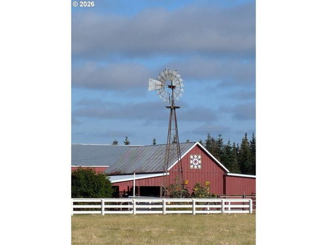 26873 S BOLLAND Rd, Canby, OR 97013