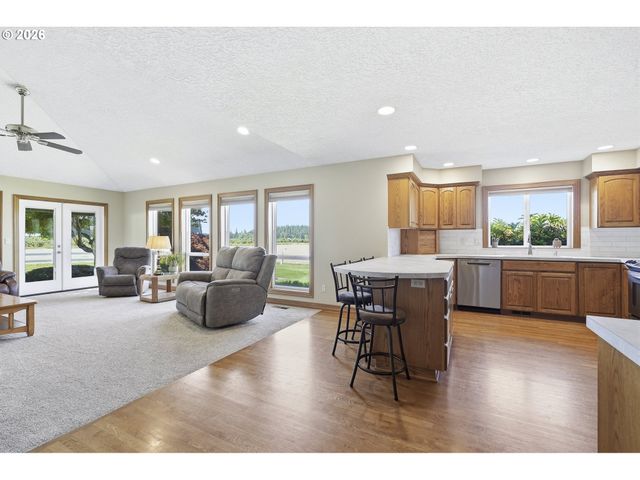 26873 S BOLLAND Rd, Canby, OR 97013