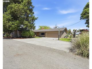 26873 S BOLLAND Rd, Canby, OR 97013