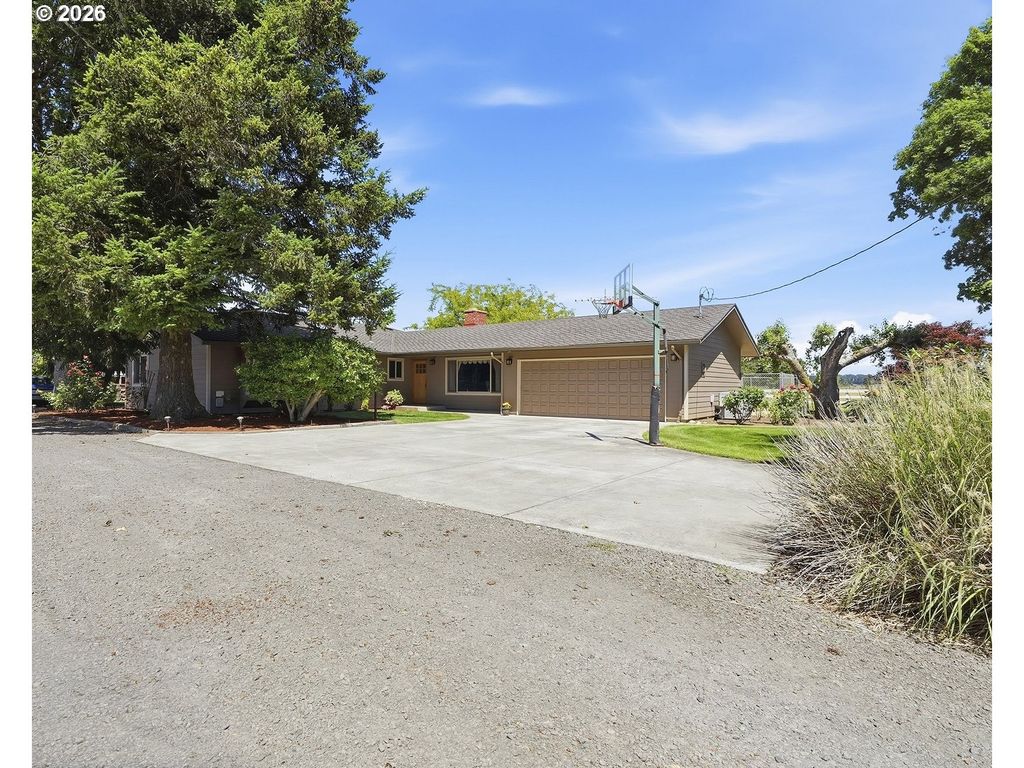 26873 S BOLLAND Rd, Canby, OR 97013