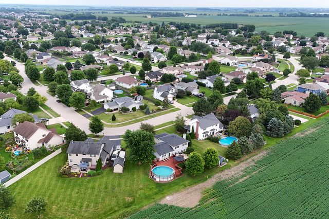 2715 Centurion Lane, New Lenox, IL 60451