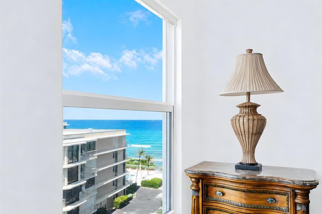 3230 S Ocean Boulevard D-607, Palm Beach, FL 33480