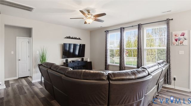 7225 Stafford Park Dr, Chesterfield, VA 23120