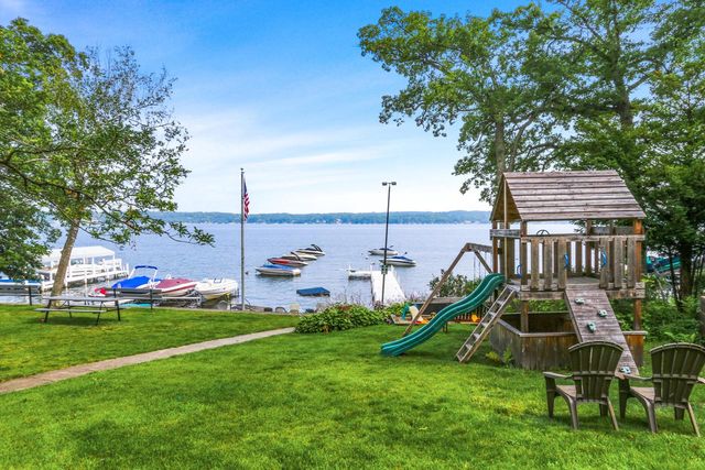 N1801 Birch DRIVE, Lake Geneva, WI 53147