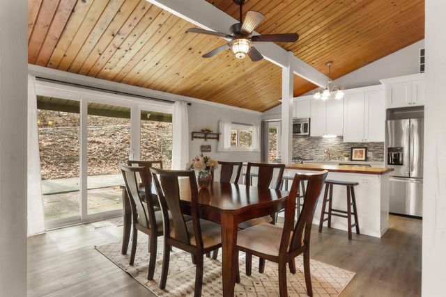 N1801 Birch DRIVE, Lake Geneva, WI 53147