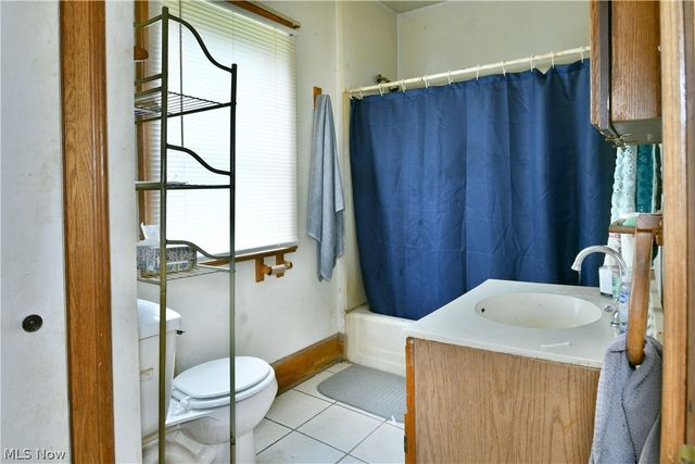 5013 King Graves Road, Vienna, OH 44473