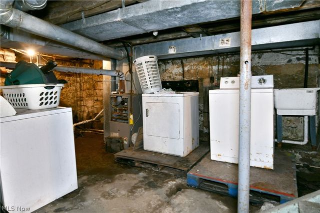 5013 King Graves Road, Vienna, OH 44473