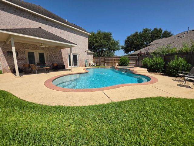 2409 Deerwood Court, Katy, TX 77493