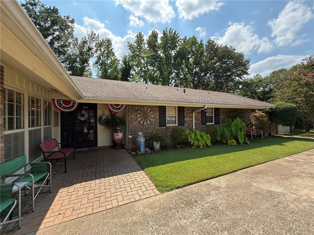 10821 Bay Ridge, Dardanelle, AR 72834
