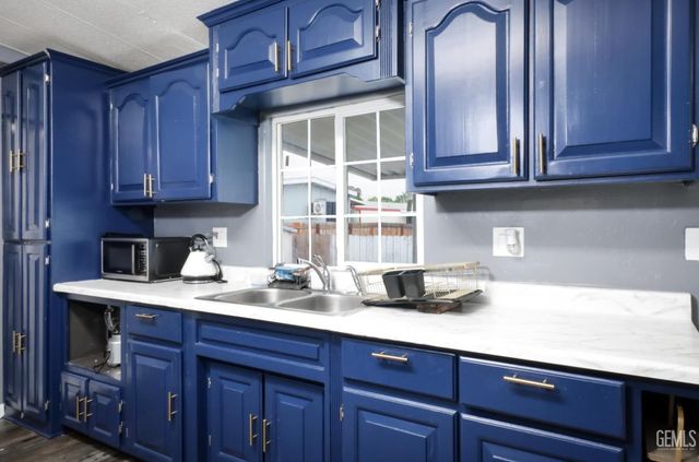 6601 Eucalyptus Drive 175, Bakersfield, CA 93306