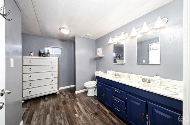 6601 Eucalyptus Drive 175, Bakersfield, CA 93306