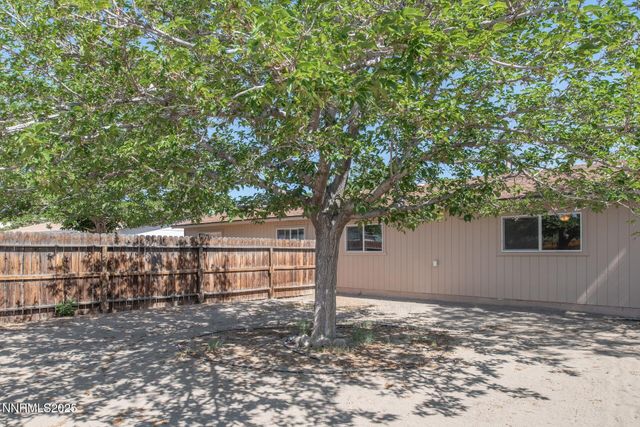 1241 W Newlands Drive, Fernley, NV 89408