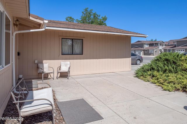 1241 W Newlands Drive, Fernley, NV 89408