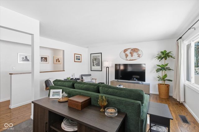 1040 Dukane Court, Indianapolis, IN 46241