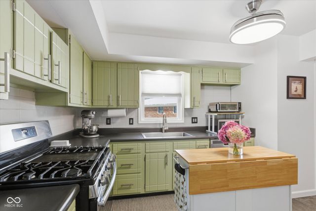 1040 Dukane Court, Indianapolis, IN 46241