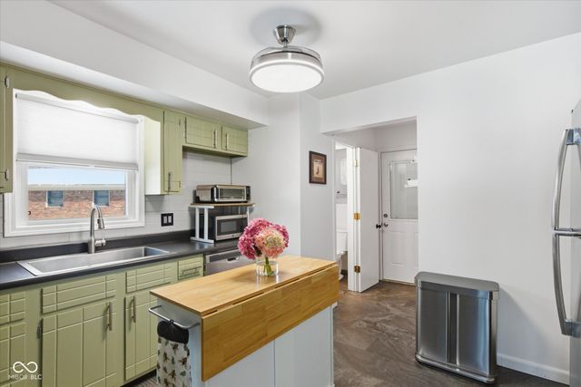 1040 Dukane Court, Indianapolis, IN 46241