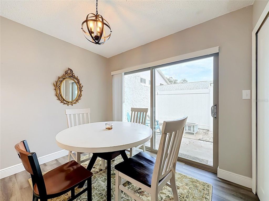 Image 15 of property listing at 2778 CURRY FORD ROAD 11-C, Orlando, FL 32806