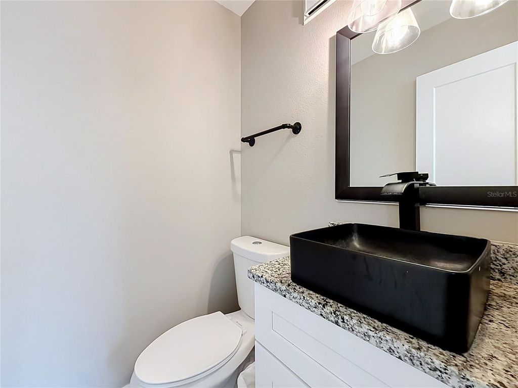 Image 22 of property listing at 2778 CURRY FORD ROAD 11-C, Orlando, FL 32806
