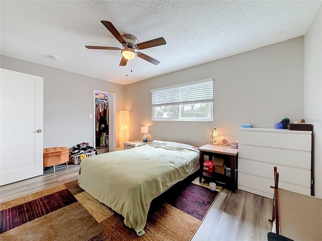 Image 29 of property listing at 2778 CURRY FORD ROAD 11-C, Orlando, FL 32806