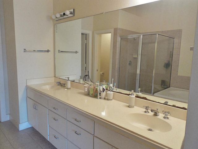 3501 Link Valley Drive 1004, Houston, TX 77025