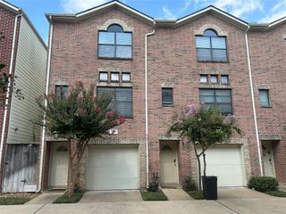 3501 Link Valley Drive 1004, Houston, TX 77025