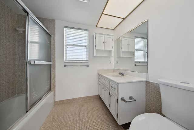 6731 Cypress Road Unit 402, Plantation, FL 33317