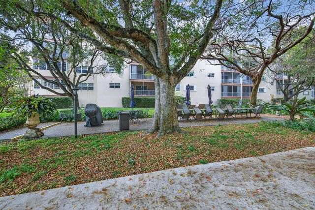 6731 Cypress Road Unit 402, Plantation, FL 33317